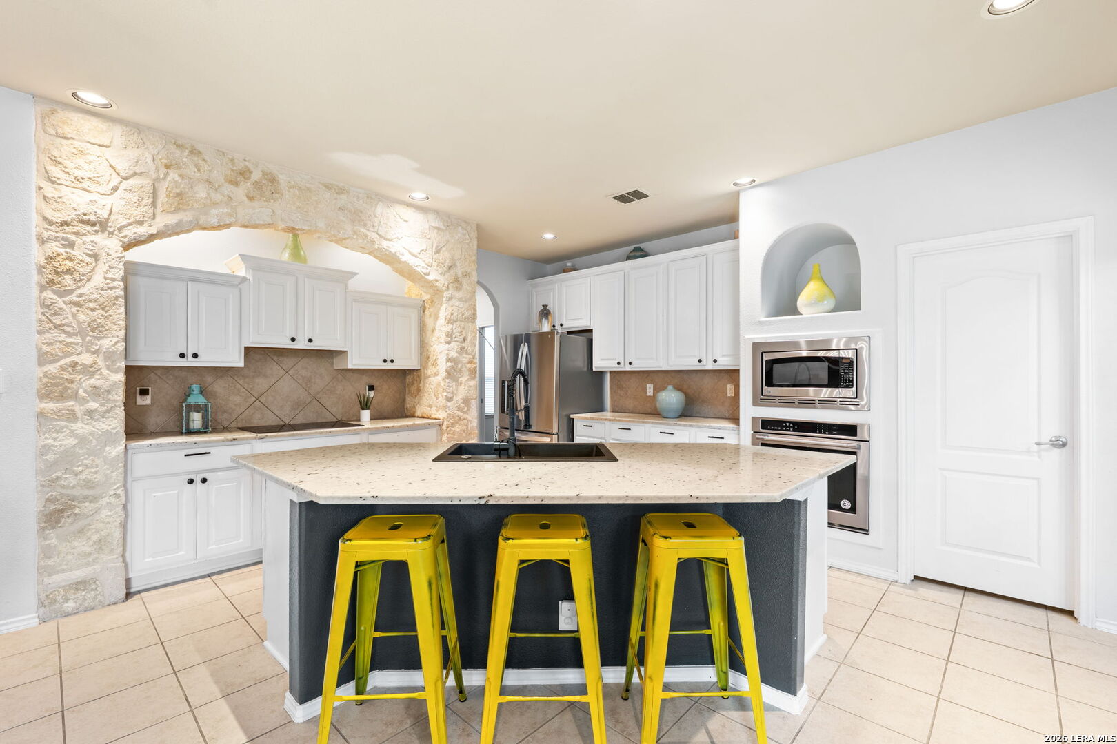 25007 White Creek San Antonio TX 78255