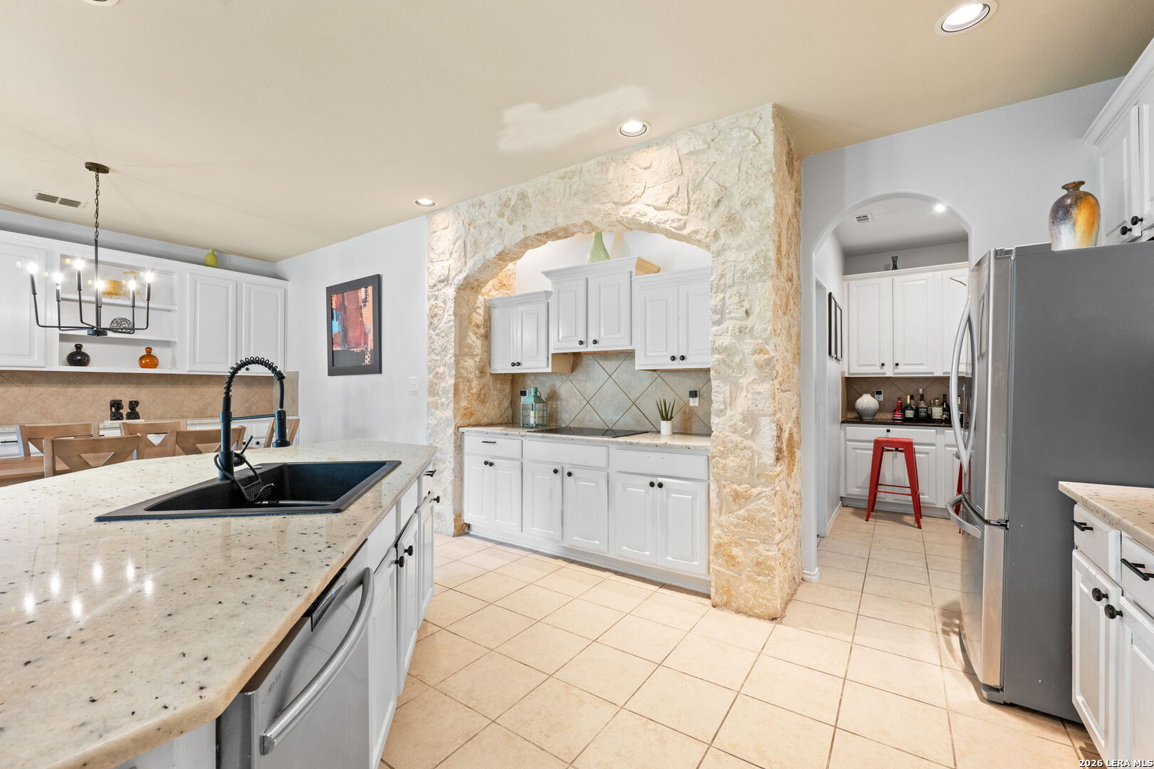 25007 White Creek San Antonio TX 78255