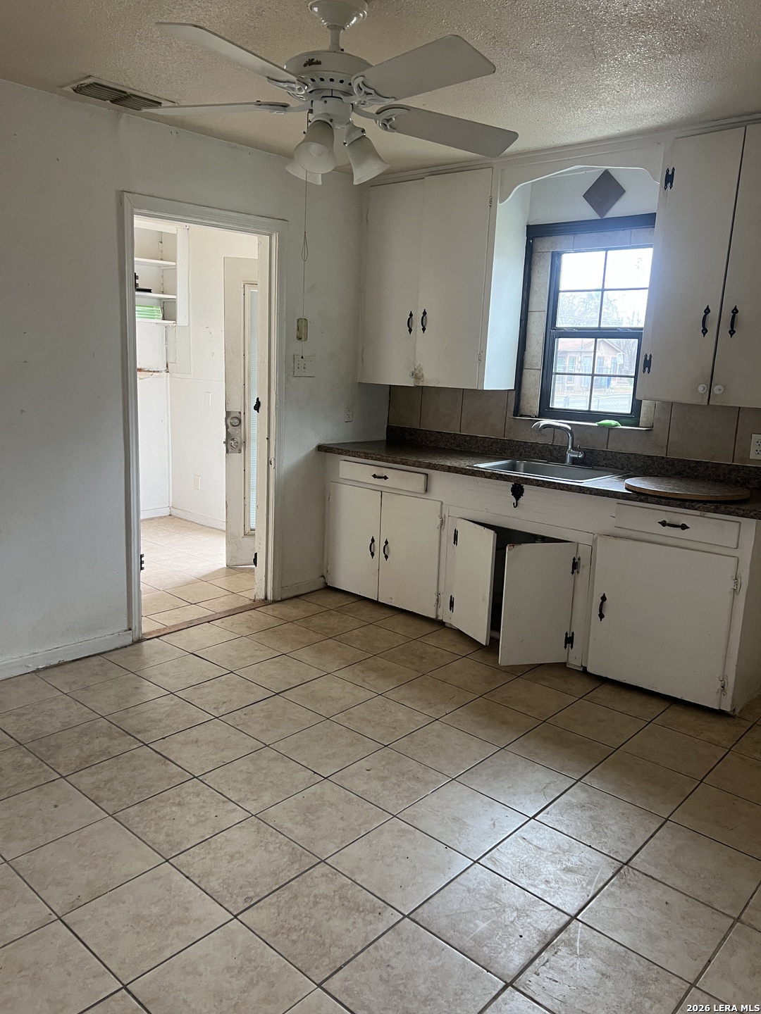 1539 W Mariposa San Antonio TX 78201