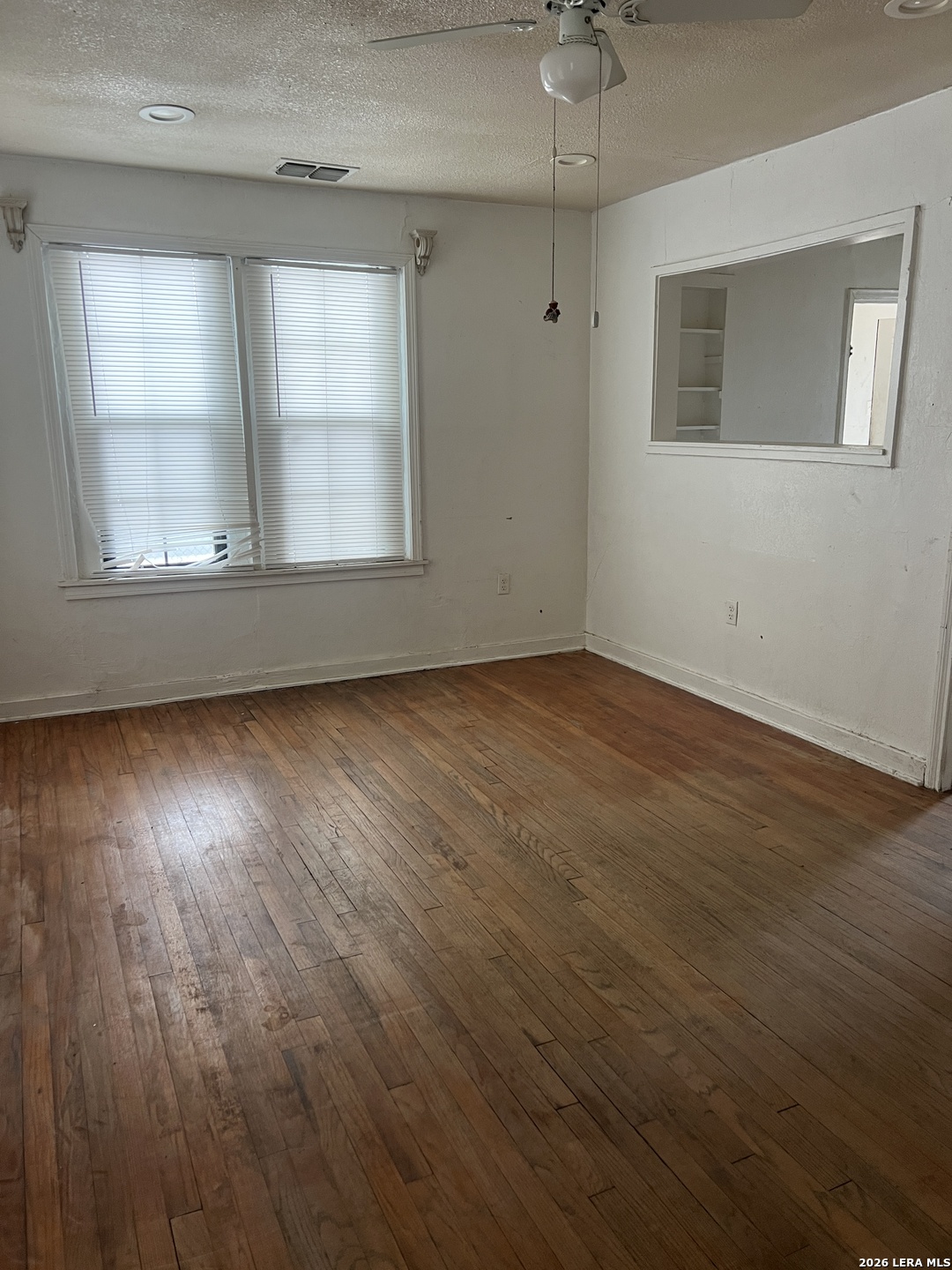 1539 W Mariposa San Antonio TX 78201