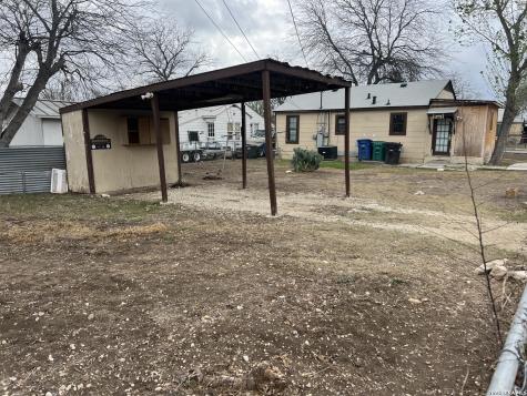 1539 W Mariposa San Antonio TX 78201