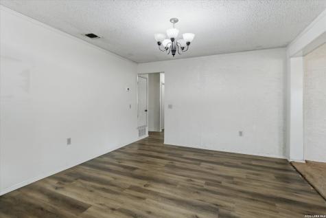 5818 Burgoyne Street San Antonio TX 78233