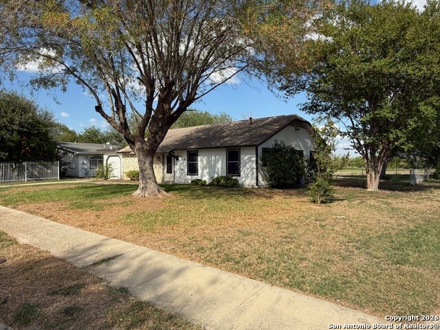 718 Singing Wind San Antonio TX 78227