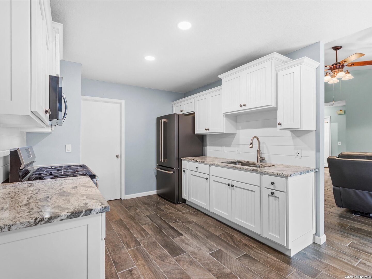 5918 Whispering Lake Street San Antonio TX 78222