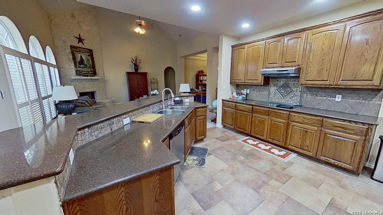 705 County Road 2763 Mico TX 78056