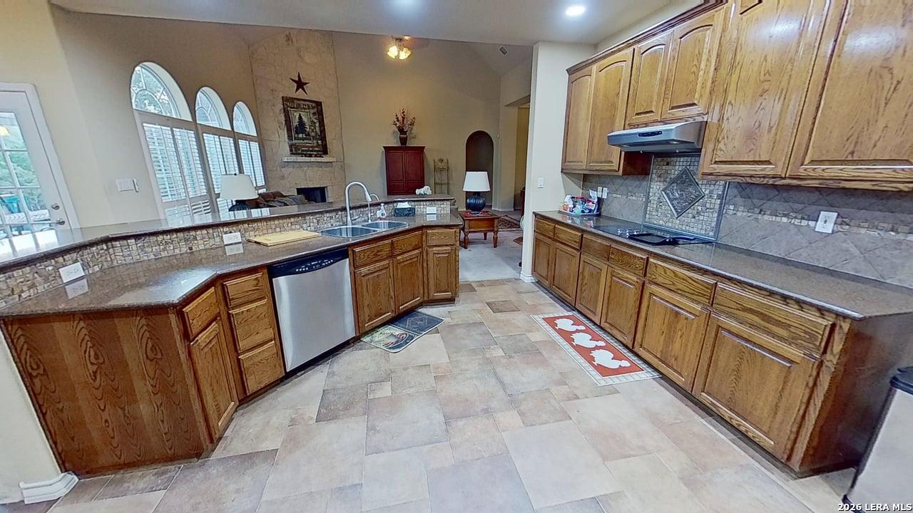 705 County Road 2763 Mico TX 78056