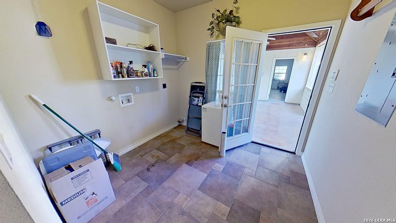 705 County Road 2763 Mico TX 78056
