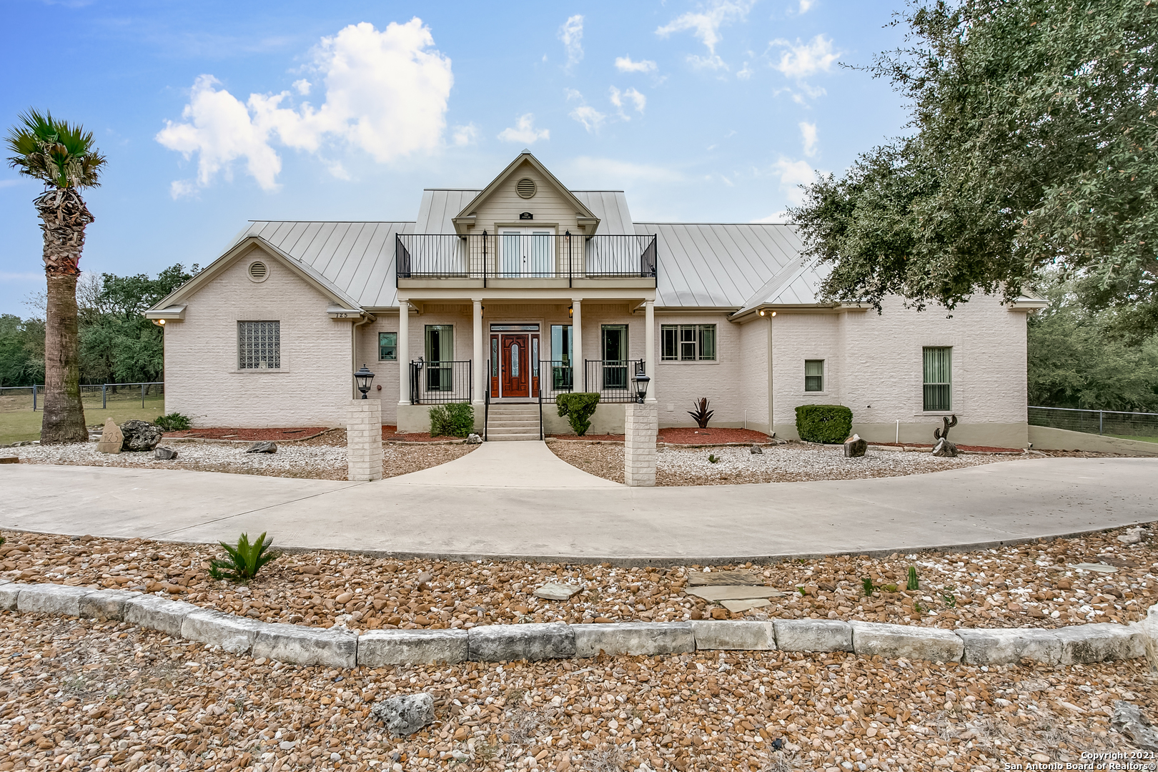 725 Winding View New Braunfels TX 78132