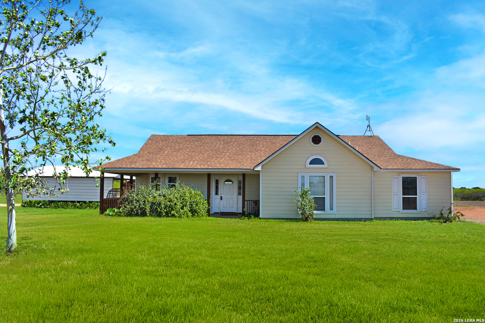 1163 County Road 323 Jourdanton TX 78026