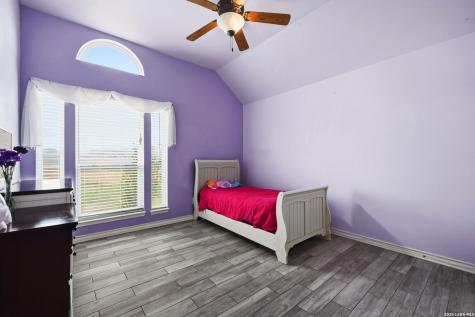 1163 County Road 323 Jourdanton TX 78026