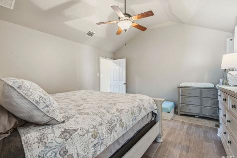 1163 County Road 323 Jourdanton TX 78026