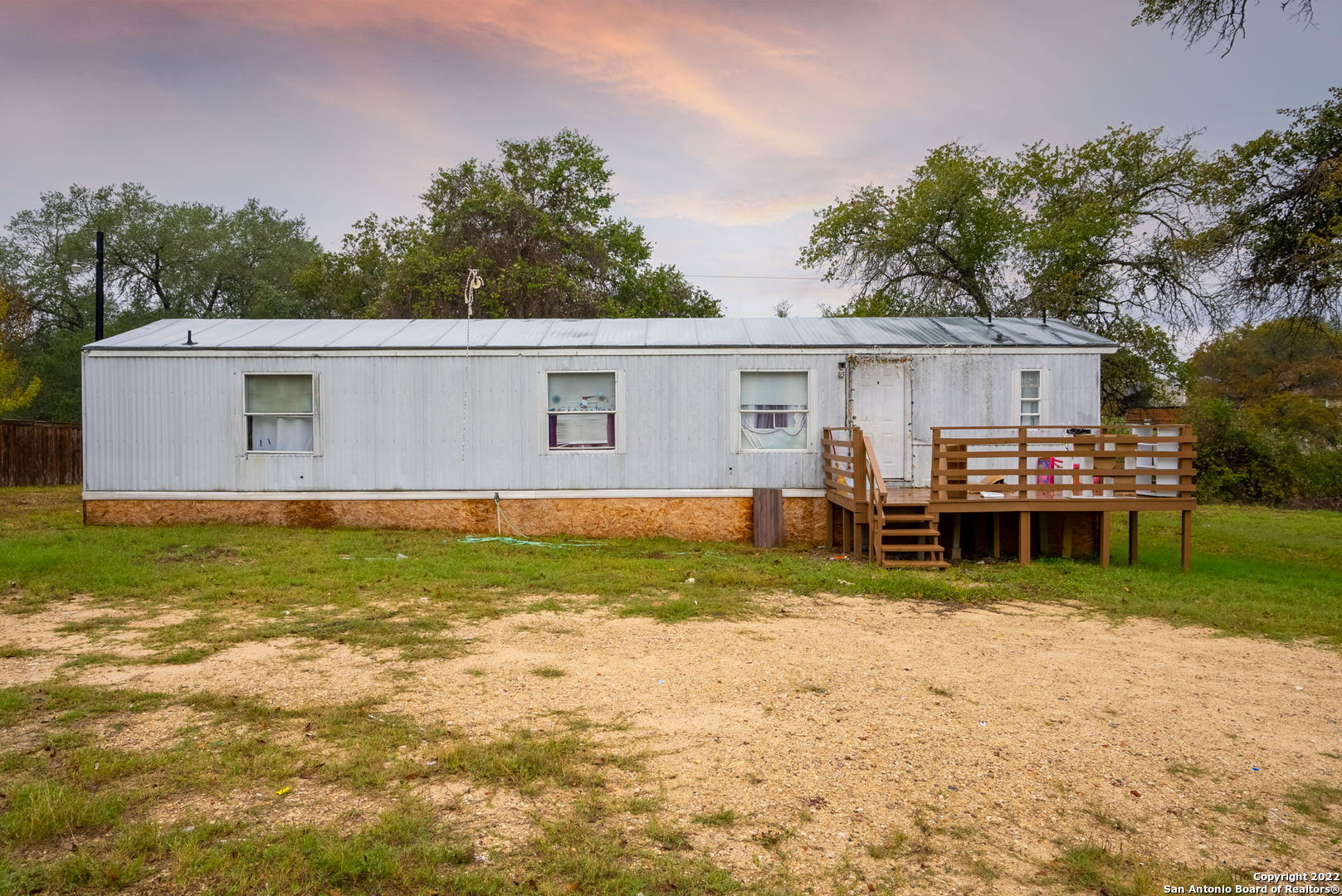 22807 Grand Spring Elmendorf TX 78112