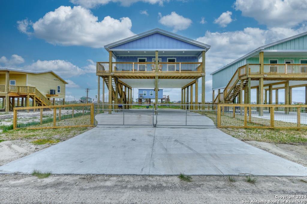 370 Misty Oak Rockport TX 78382