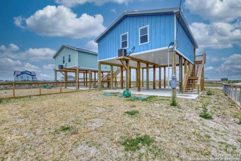 370 Misty Oak Rockport TX 78382