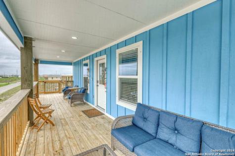 370 Misty Oak Rockport TX 78382