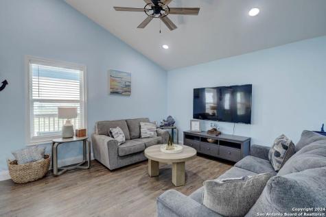 370 Misty Oak Rockport TX 78382