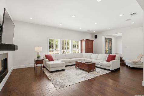 2923 Scattered Oaks Street San Antonio TX 78232