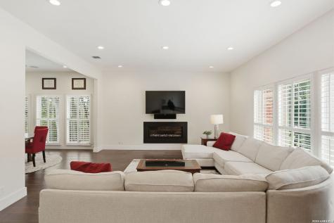 2923 Scattered Oaks Street San Antonio TX 78232