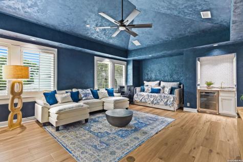 18918 De Enclave San Antonio TX 78258