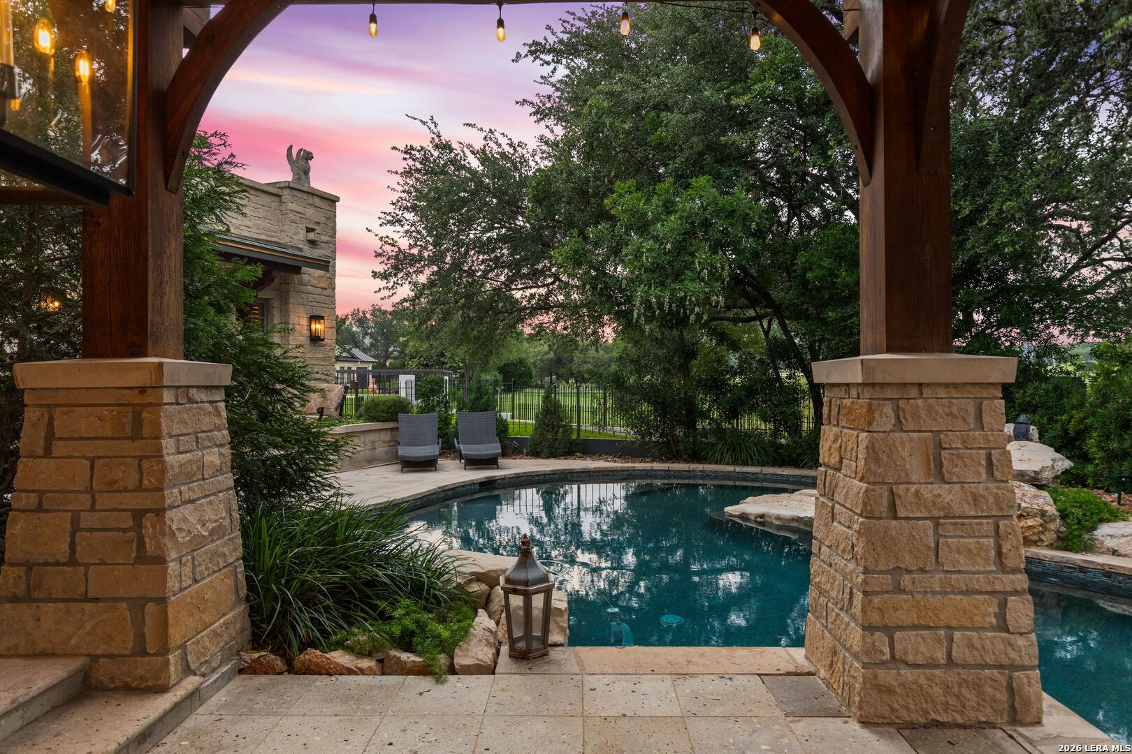 18918 De Enclave San Antonio TX 78258