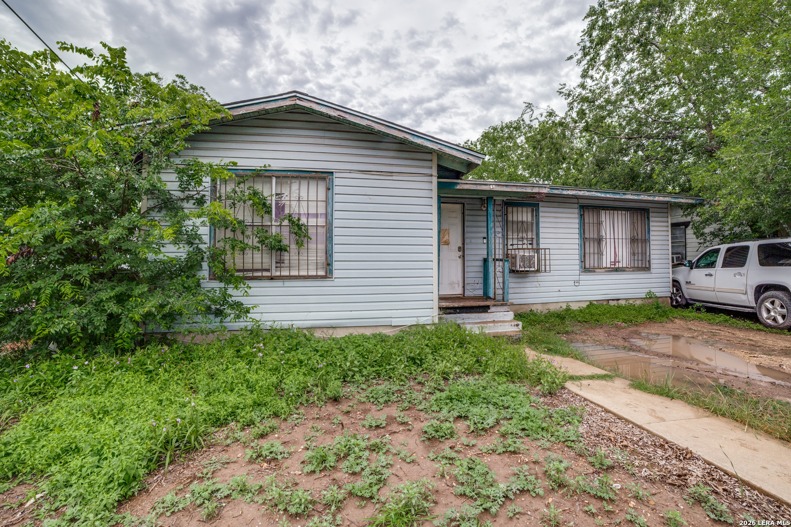 1915 Delfino Street San Antonio TX 78237