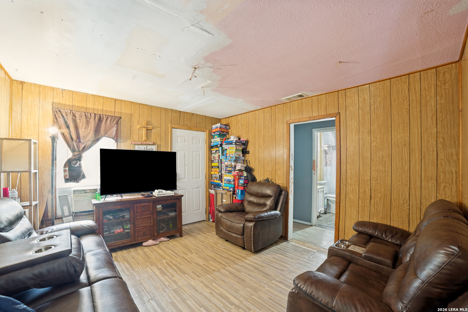 1915 Delfino Street San Antonio TX 78237