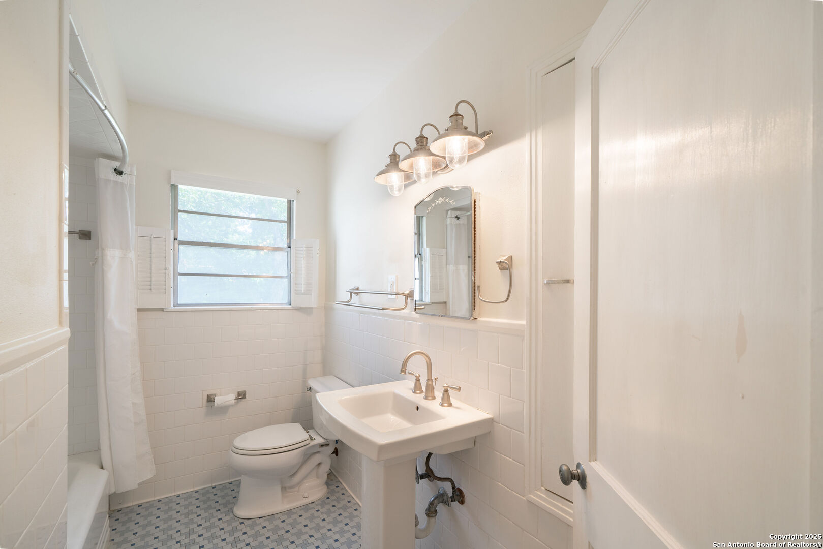 133 Anne Lewis Drive San Antonio TX 78216