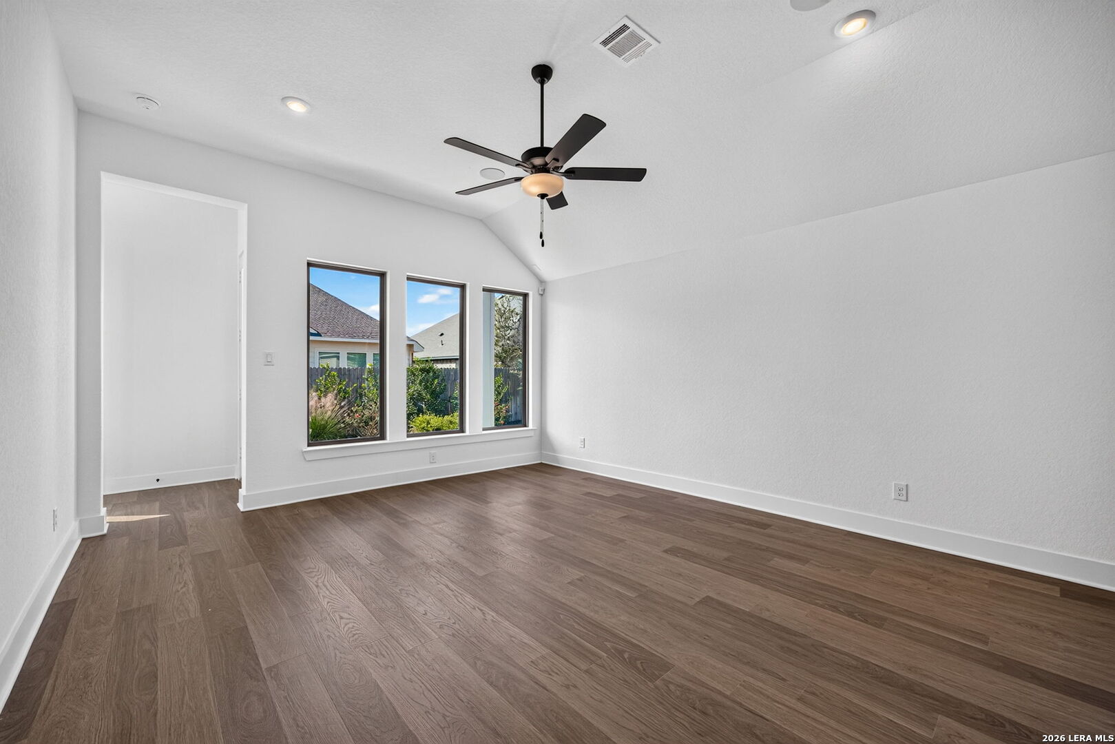 125 Annette Drive Castroville TX 78009
