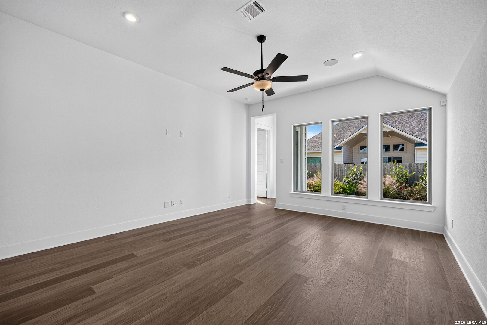 125 Annette Drive Castroville TX 78009