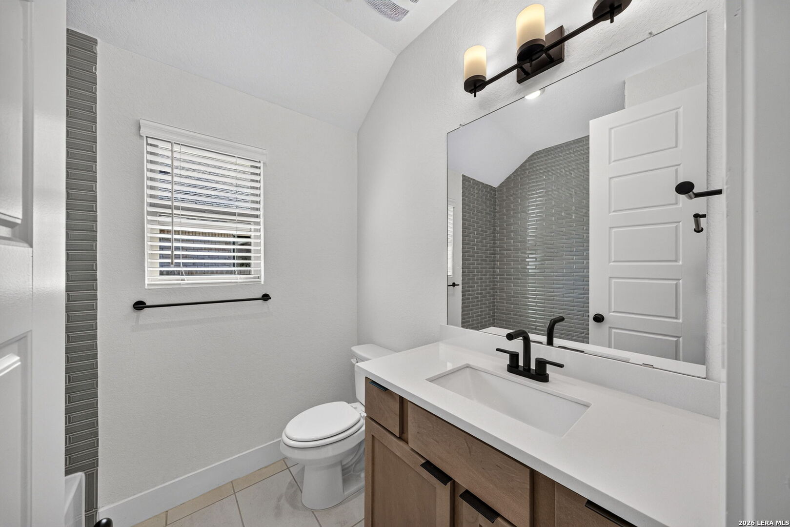 125 Annette Drive Castroville TX 78009