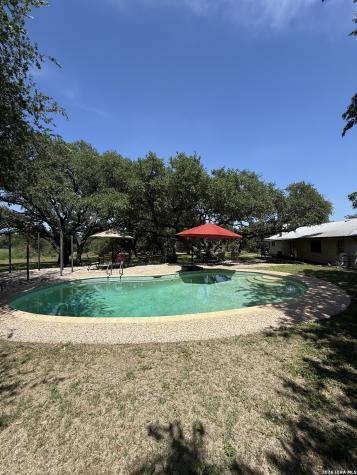 3881 Menger Drive San Antonio TX 78259