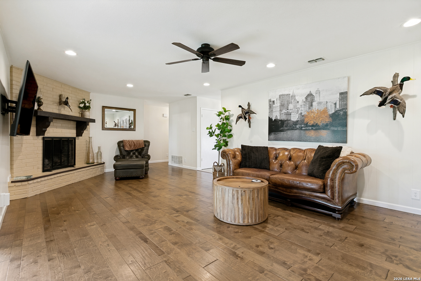 3881 Menger Drive San Antonio TX 78259