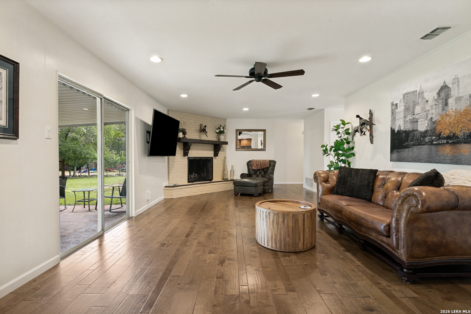 3881 Menger Drive San Antonio TX 78259