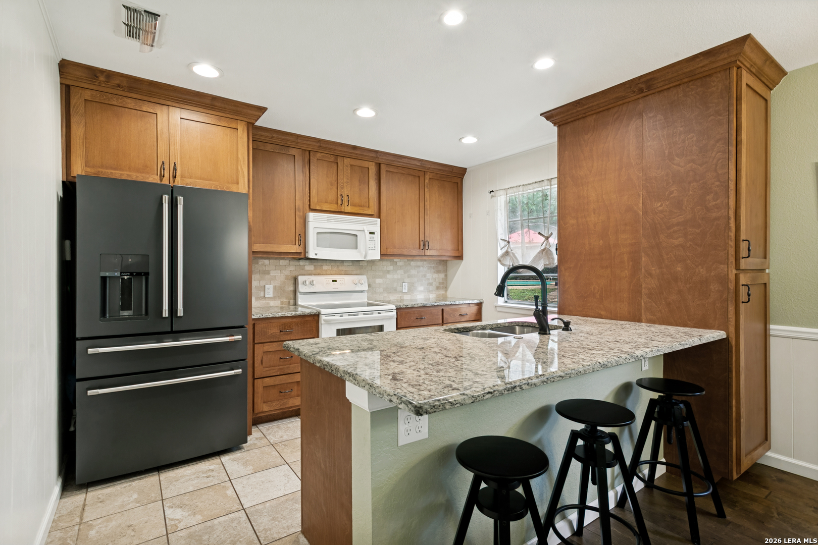 3881 Menger Drive San Antonio TX 78259