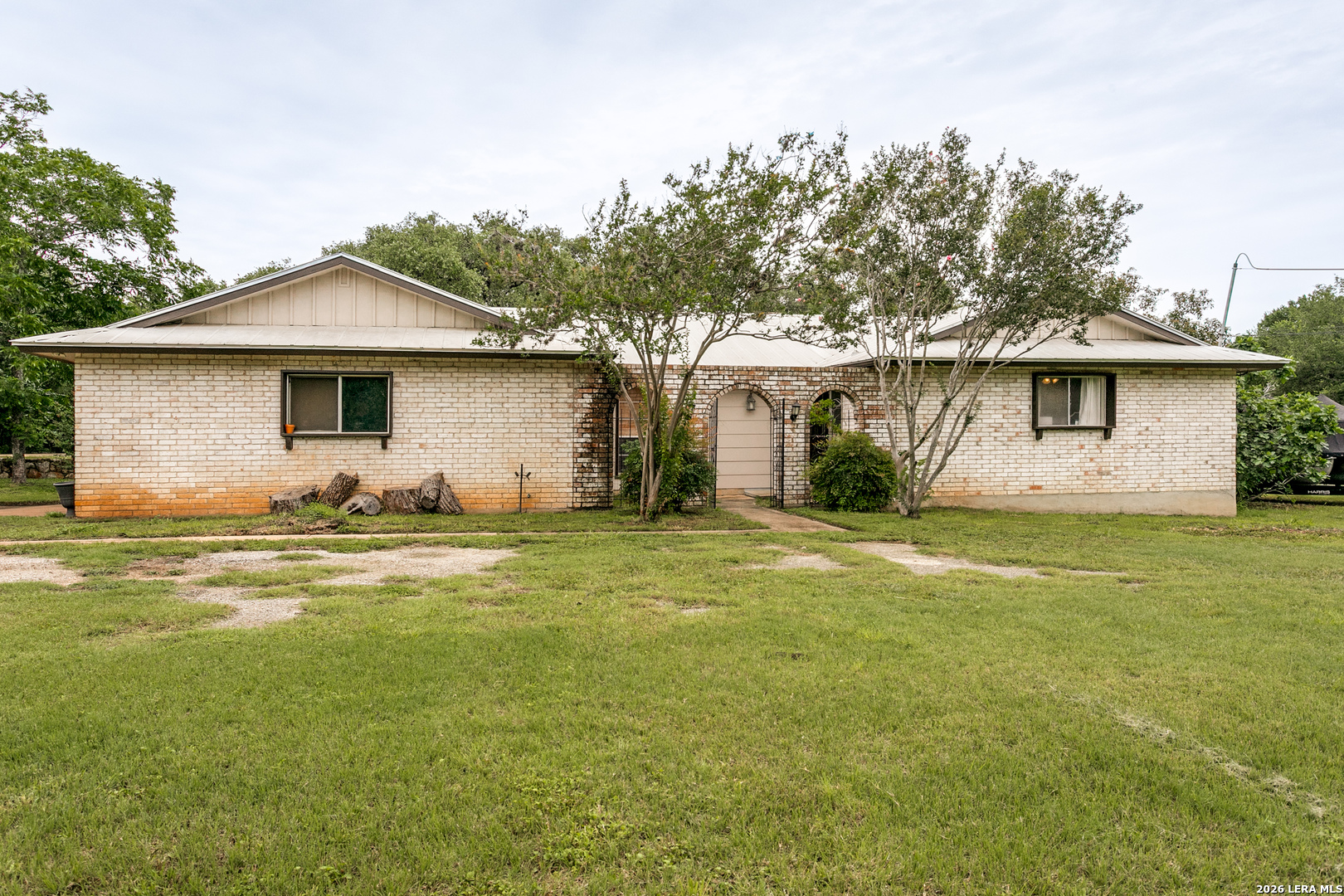3881 Menger Drive San Antonio TX 78259