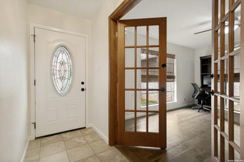 3881 Menger Drive San Antonio TX 78259