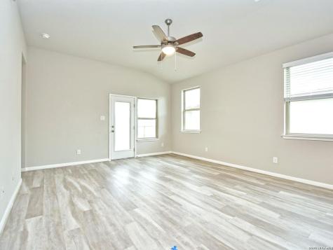10129 Briceway Gap San Antonio TX 78254
