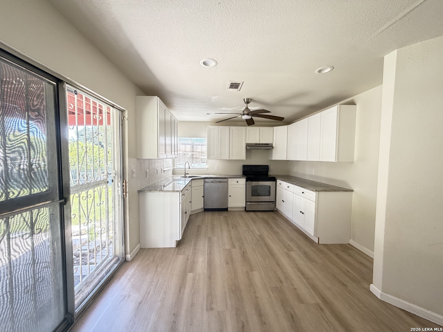 6810 Hillside Bluff San Antonio TX 78233