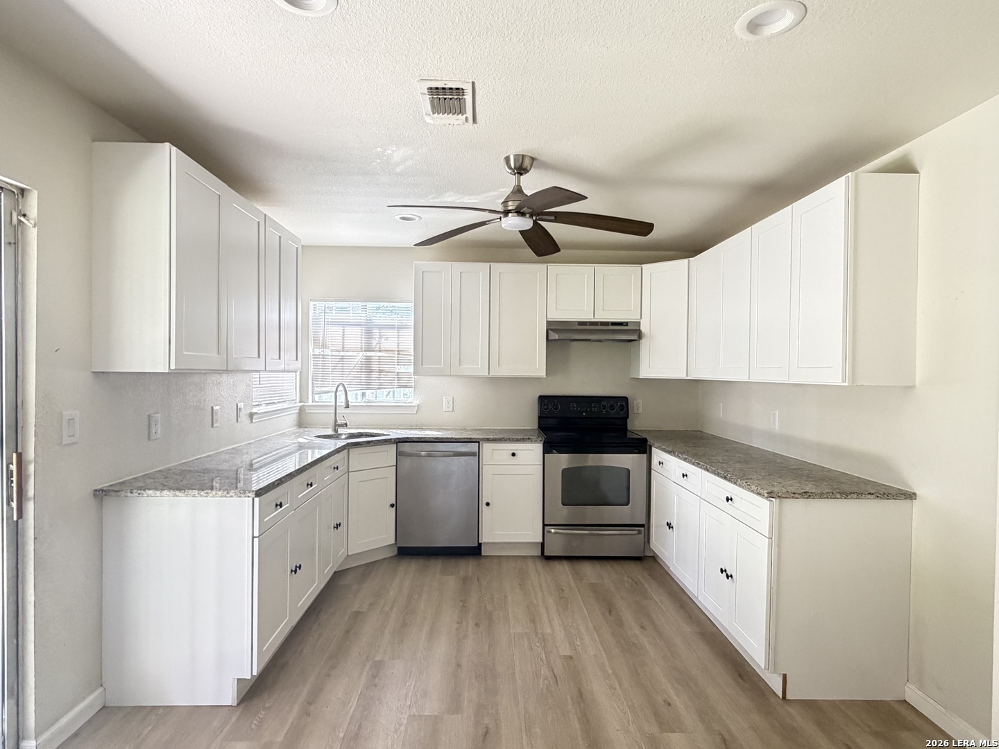 6810 Hillside Bluff San Antonio TX 78233