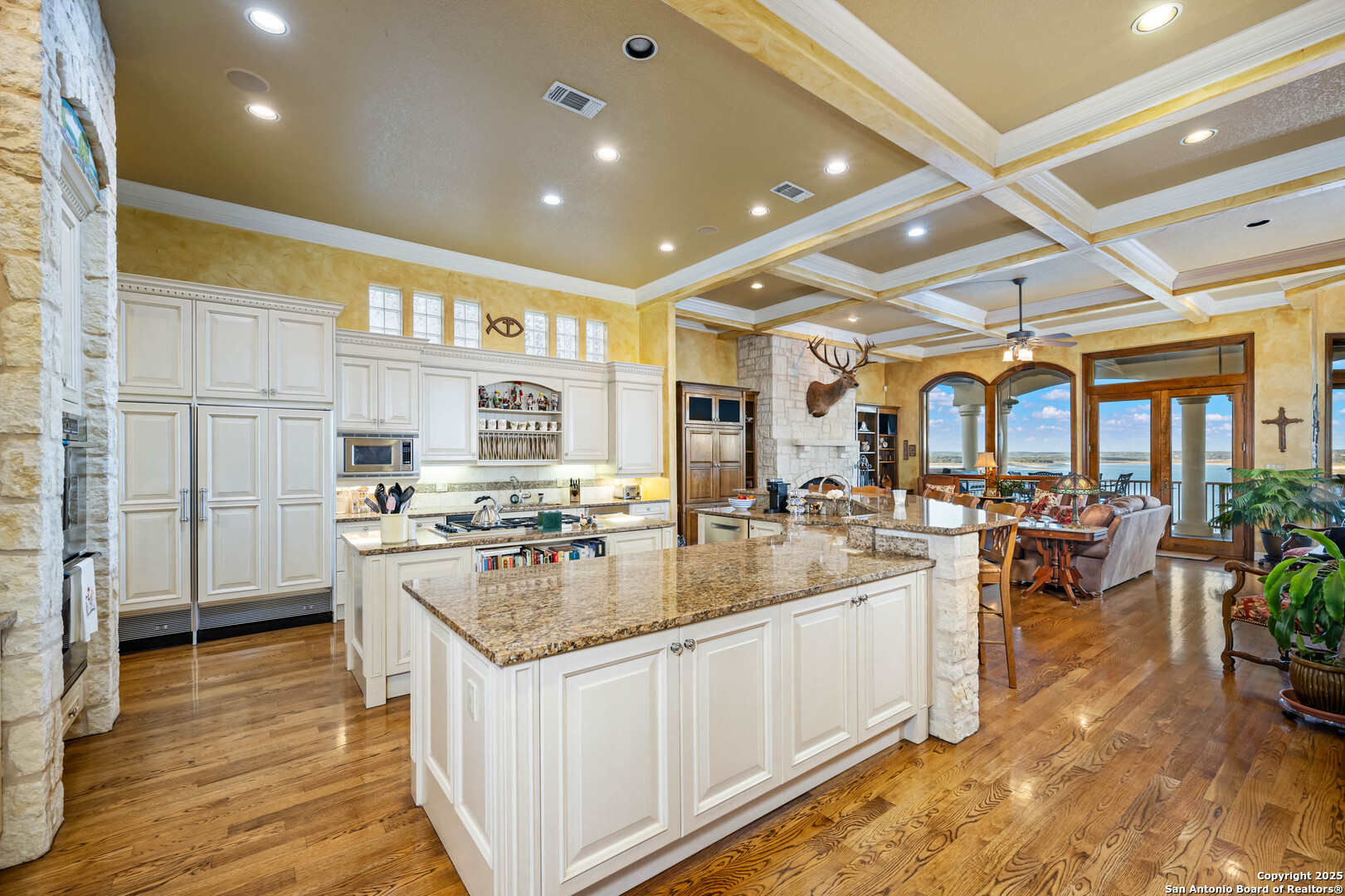 985 Janet Canyon Lake TX 78133