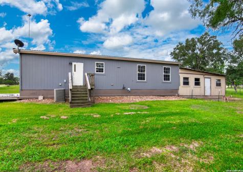 149 High Ridge Meadows Drive Gonzales TX 78629
