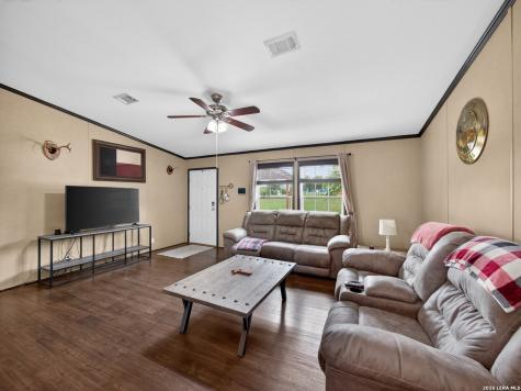 149 High Ridge Meadows Drive Gonzales TX 78629