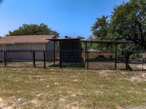17033 State Highway 16 Poteet TX 78065