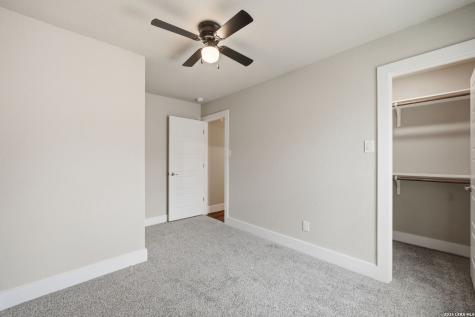 444 Azucena San Antonio TX 78237