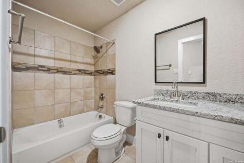 444 Azucena San Antonio TX 78237