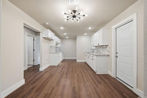 444 Azucena San Antonio TX 78237