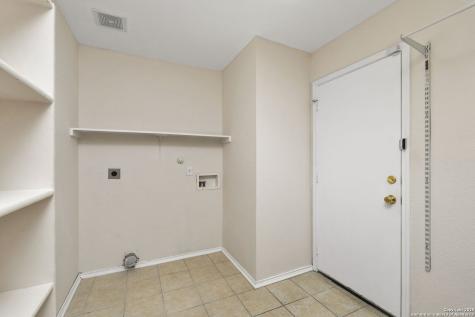 7611 Cedar Farm San Antonio TX 78239