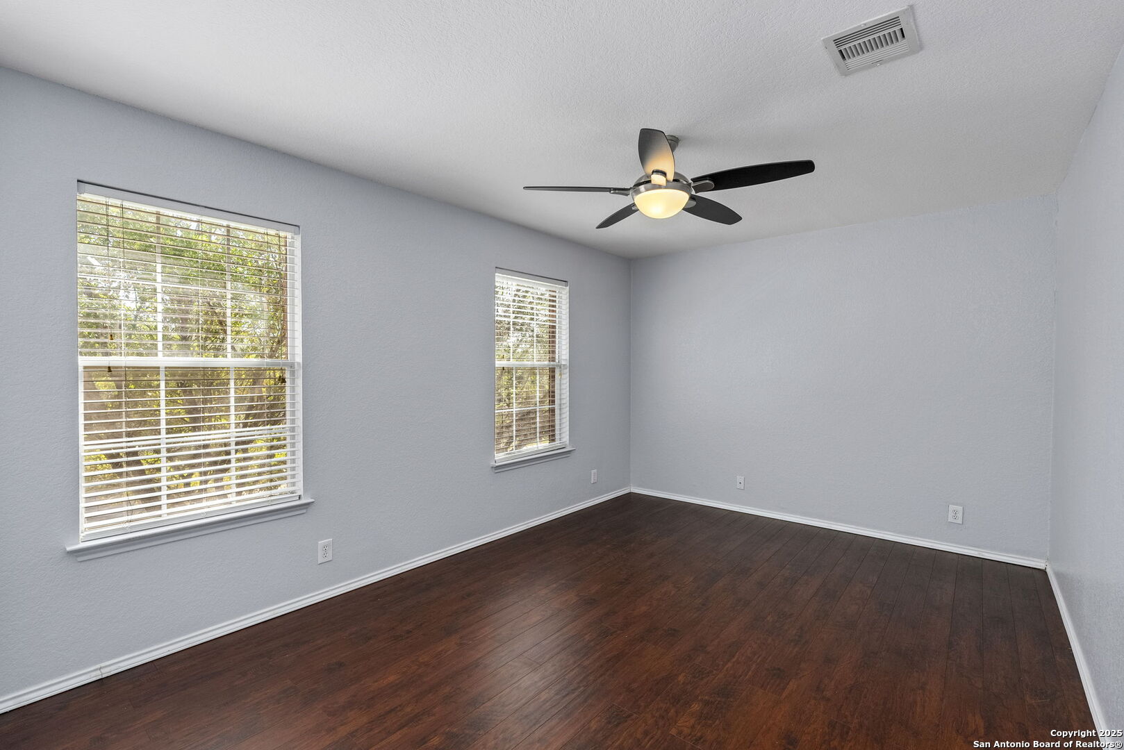 7611 Cedar Farm San Antonio TX 78239
