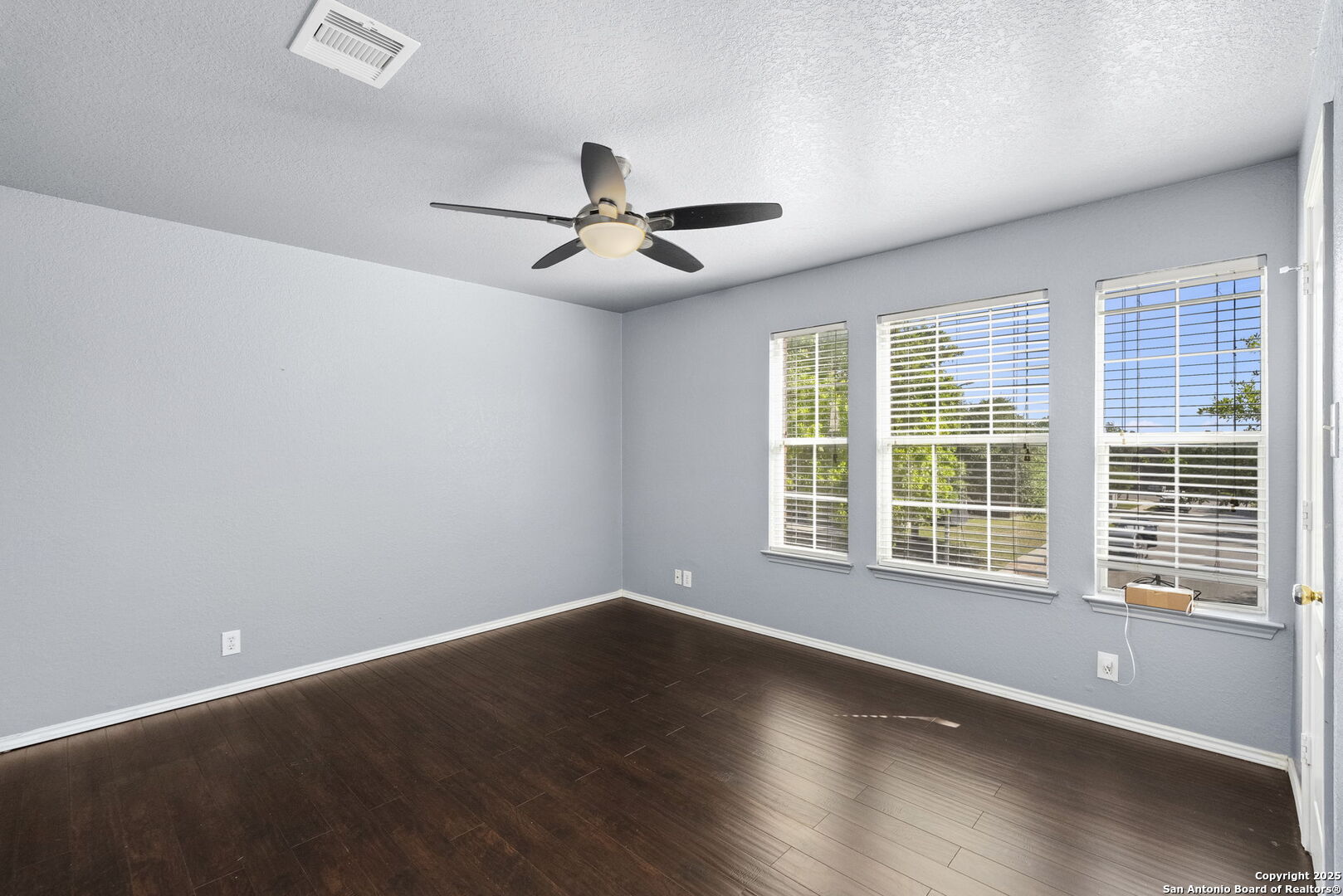 7611 Cedar Farm San Antonio TX 78239