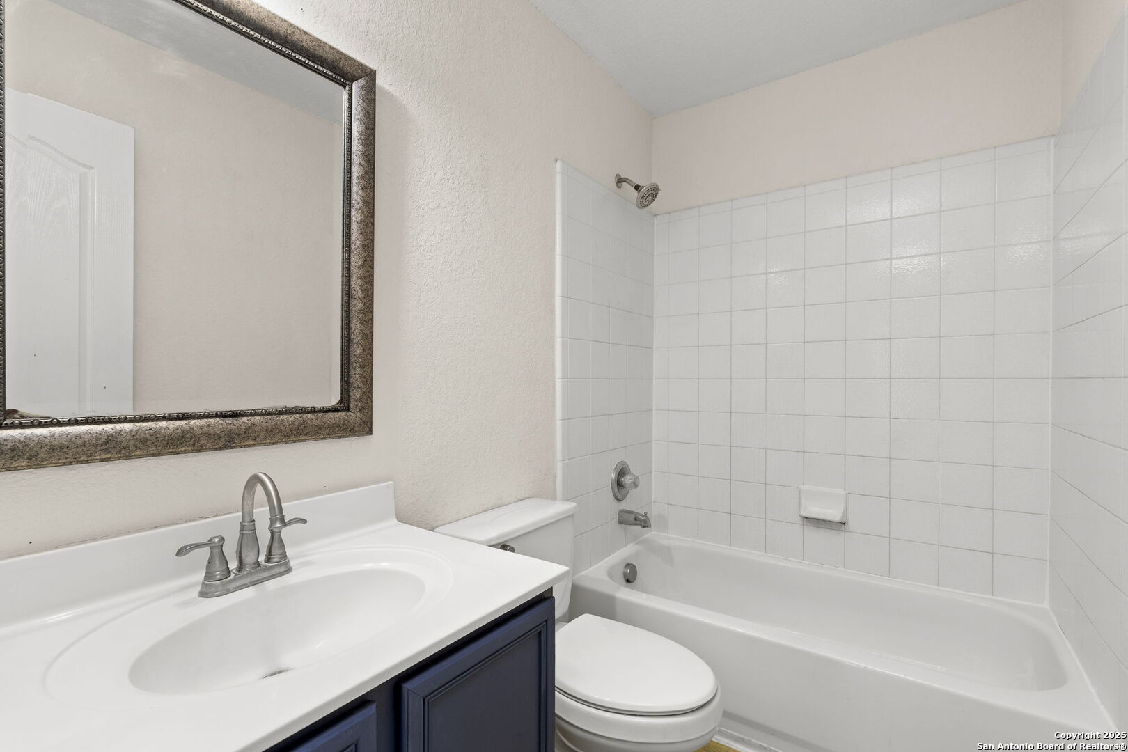 7611 Cedar Farm San Antonio TX 78239